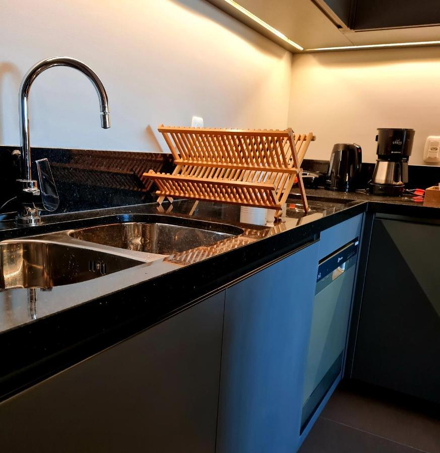 Apartment Wood Borges *